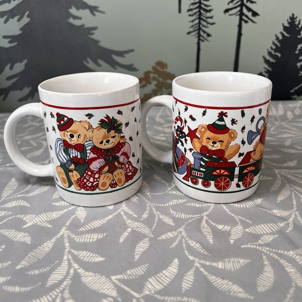 Lot of 2 Vtg White Ceramic Coffee Tea Mug Christmas Teddy Bears
